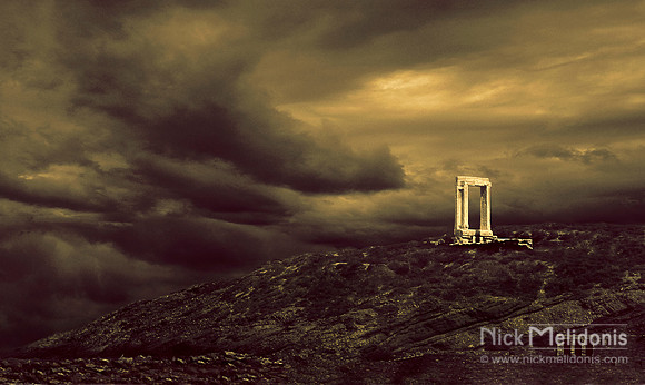 Apollos Gate Naxos