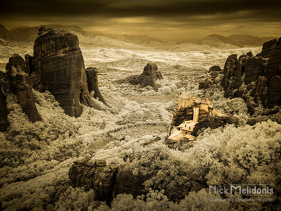 Infra Red Image, Meteora
