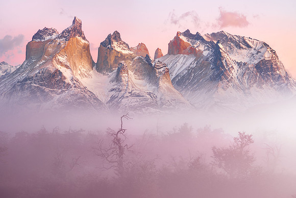 Horns sunrise, Torres del Paine National Park